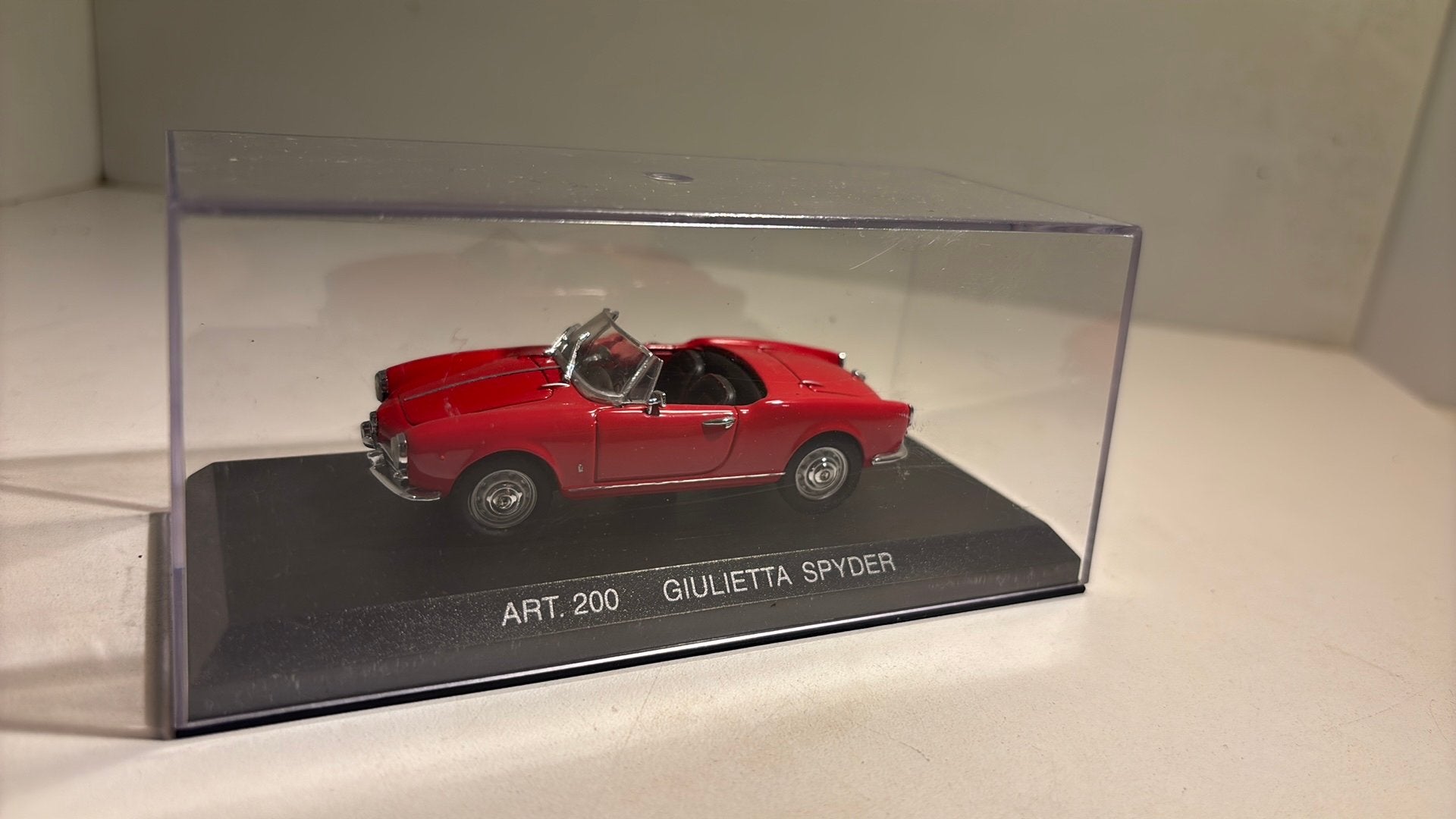 Alfa romeo giulietta spyder detailscars 1.43, Hobby en Vrije tijd, Overige merken, Auto, Ophalen of Verzenden, A