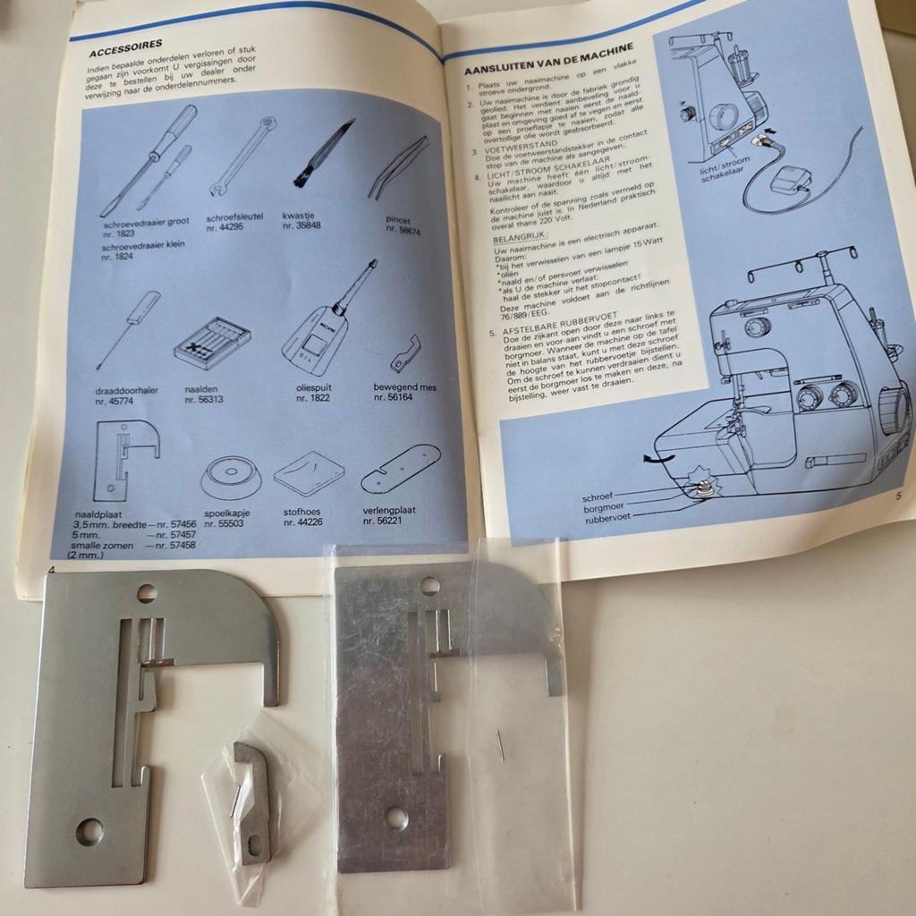 Onderdelen Lock 3-M Lewenstein steekplaat, bewegend mesjes e, Hobby en Vrije tijd, Naaimachines en Toebehoren, Ophalen of Verzenden