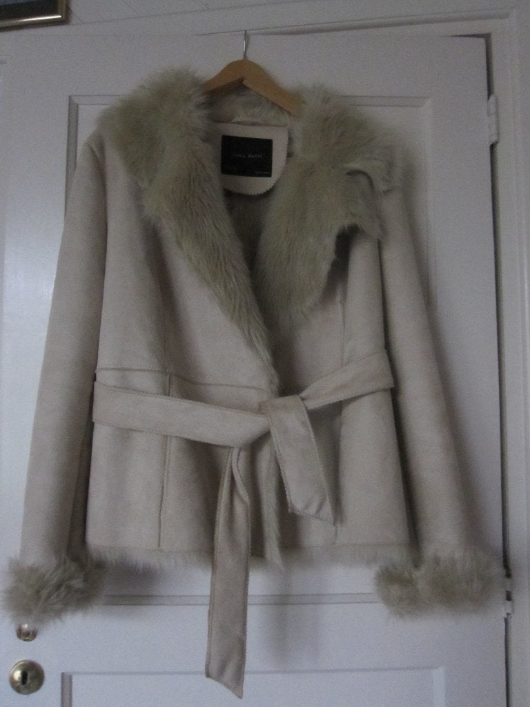 Zara basic Warme lammycoat bontjas maat L / 42, Beige, Maat 42/44 (L), Ophalen of Verzenden, Zo goed als nieuw