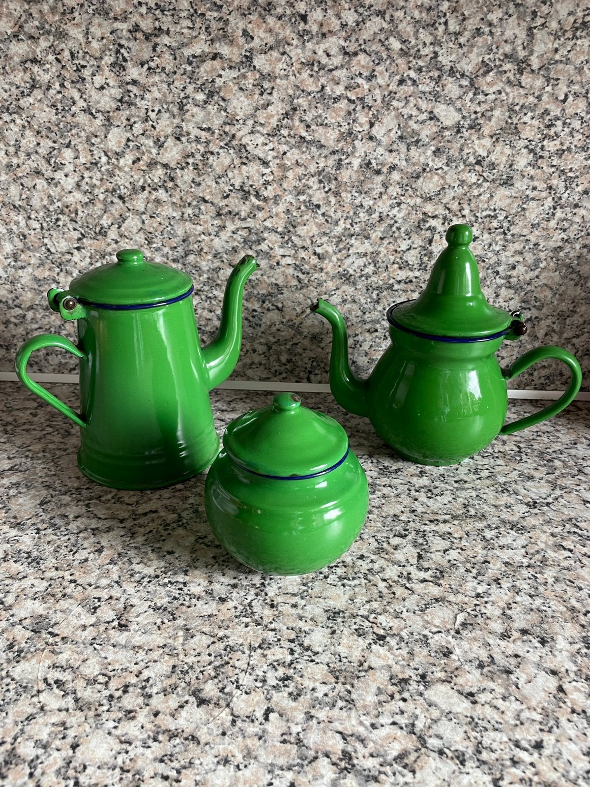 Leuk koffie thee suikerpotje setje. Emaille groen, Antiek en Kunst, Ophalen