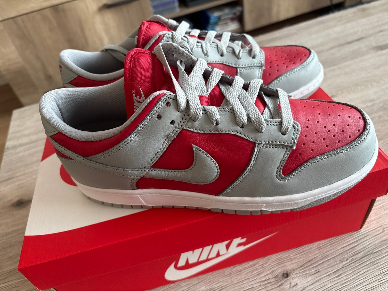 Nike Dunk Low QS CO.JP Reverse Ultraman, Ophalen of Verzenden, Nieuw, Sneakers of Gympen