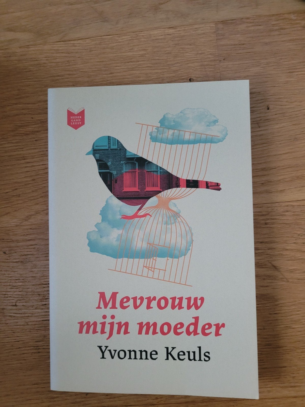 Mevrouw mijn moeder - Yvonne Keuls (Nederland Leest), Ophalen, Zo goed als nieuw, Yvonne Keuls, Nederland