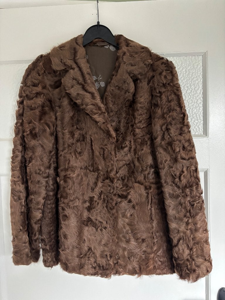 Vintage Persianer / Astrakan bontjas, Kleding | Dames, Bruin, The White Furshop Diana, Ophalen of Verzenden, Zo goed als nieuw