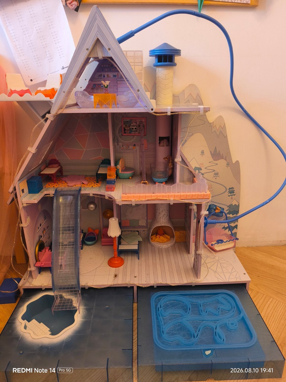 LOL poppenhuis winterhuis, Ophalen, Poppenhuis