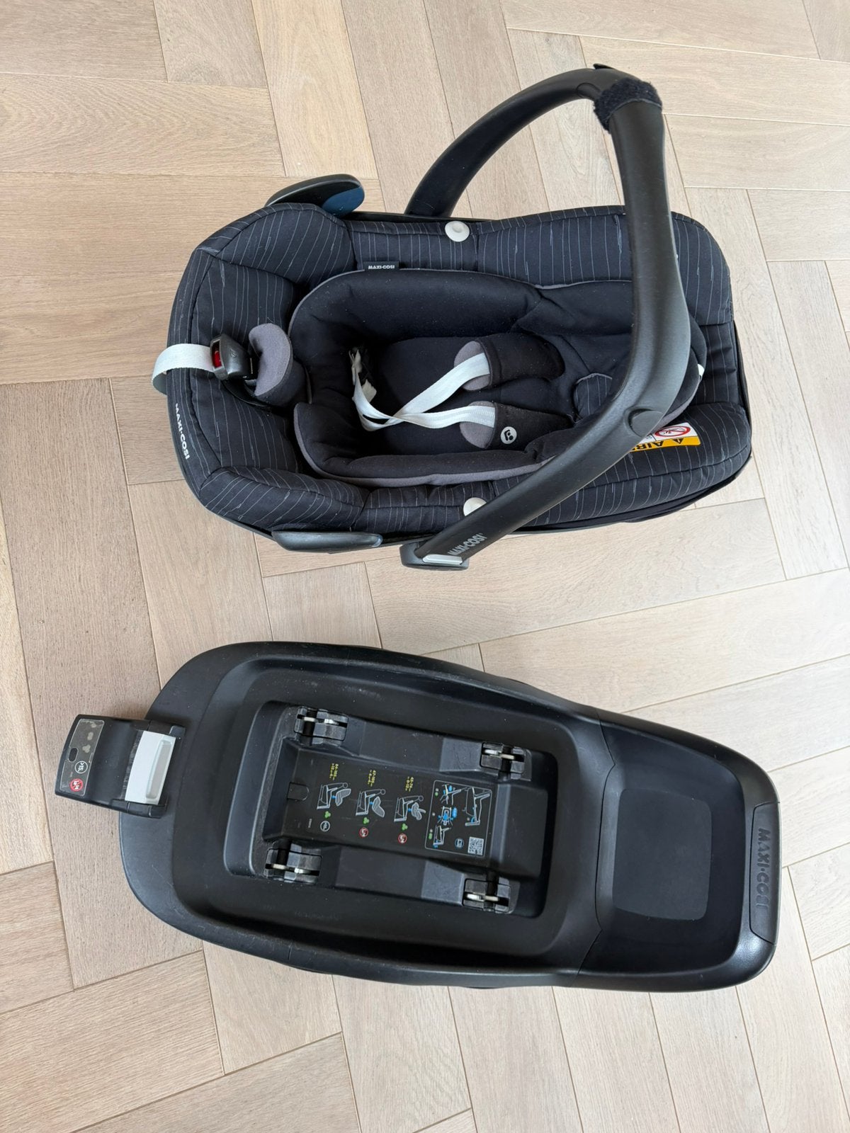 Maxi-Cosi PebblePro, 2wayFix en accesoires, Ophalen, 9 t/m 18 kg, Zo goed als nieuw, Isofix