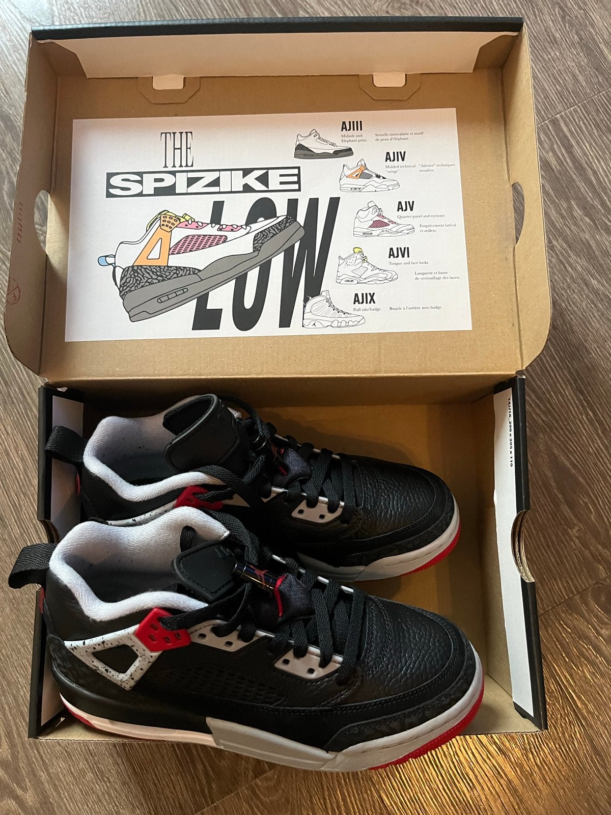 Jordan Spizike Low sneakers - Zwart/Rood/Wit, Ophalen of Verzenden, Zo goed als nieuw, Zwart, Sneakers of Gympen