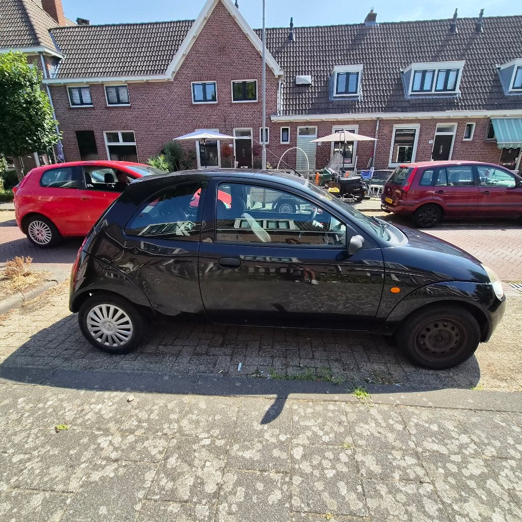 Ford Ka 1.3 I 44KW 2008 Zwart, Voorwielaandrijving, 1299 cc, 4 cilinders, Ka
