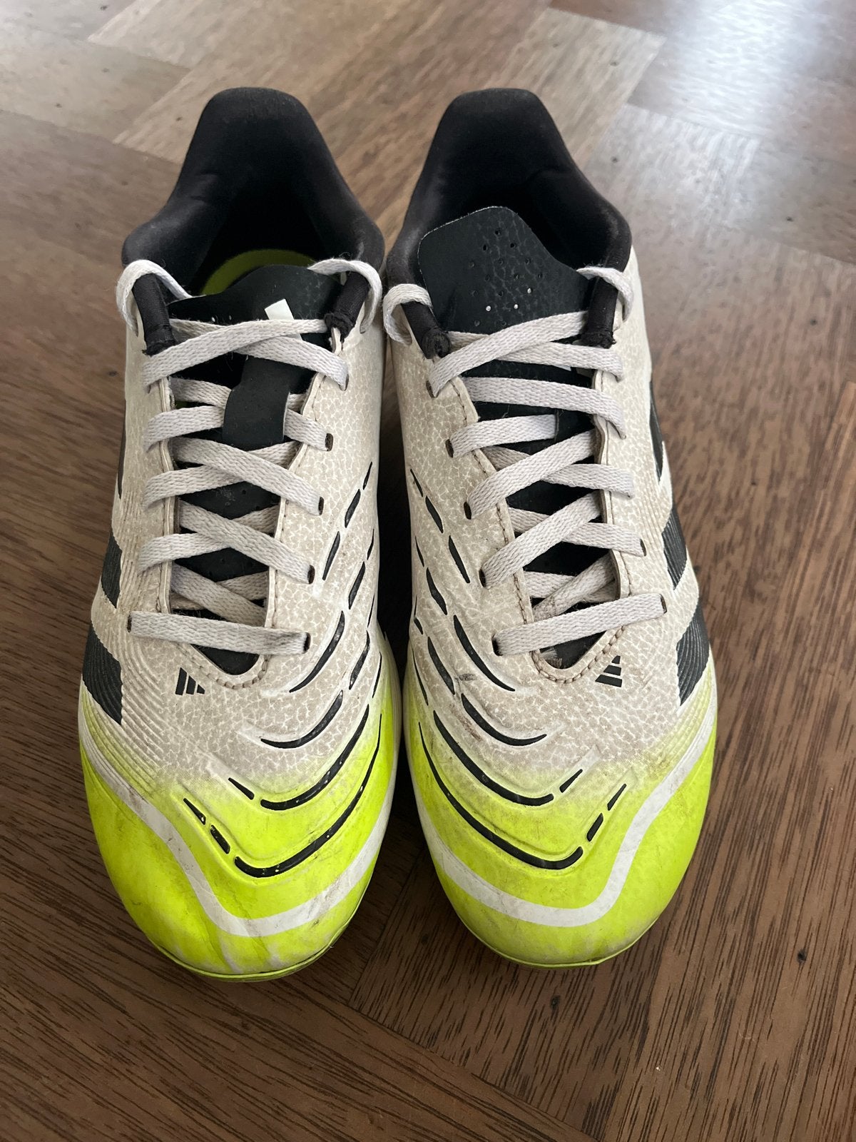 Adidas Predator voetbalschoenen maat 39,5, Sport en Fitness, Voetbal, Maat XS of kleiner, Ophalen of Verzenden, Gebruikt, Schoenen