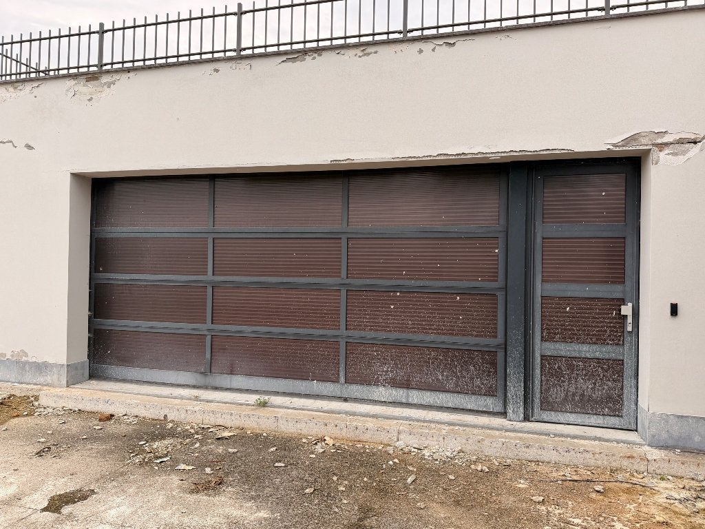 Elektrische roldeur met loopdeur, Doe-het-zelf en Verbouw, Ophalen, Garagedeur, Kunststof, Gebruikt