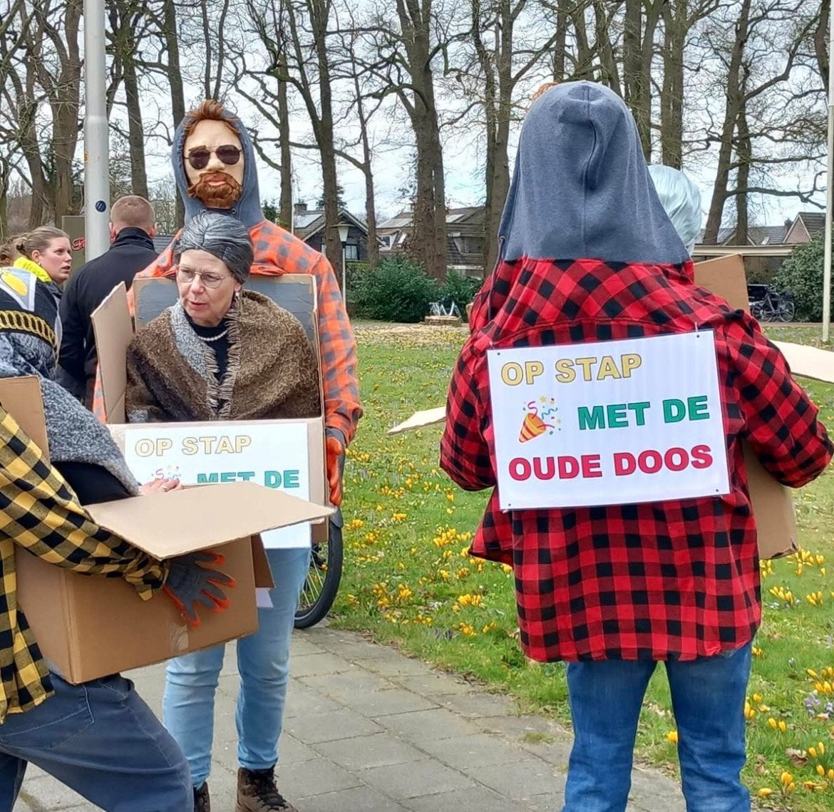 2x houtakkersblouse en 2x masker, Ophalen, Zo goed als nieuw, Overige maten