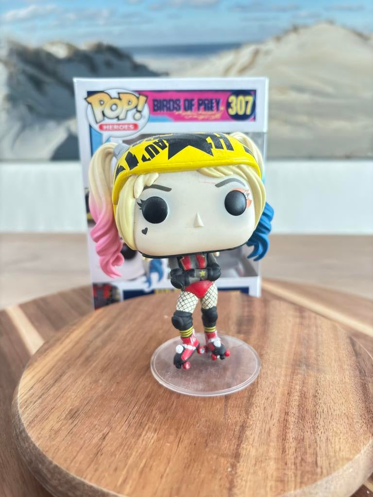 Funko Pop! Harley Quinn Roller Derby #307 Birds of Prey, Ophalen of Verzenden, Zo goed als nieuw, Jongen of Meisje