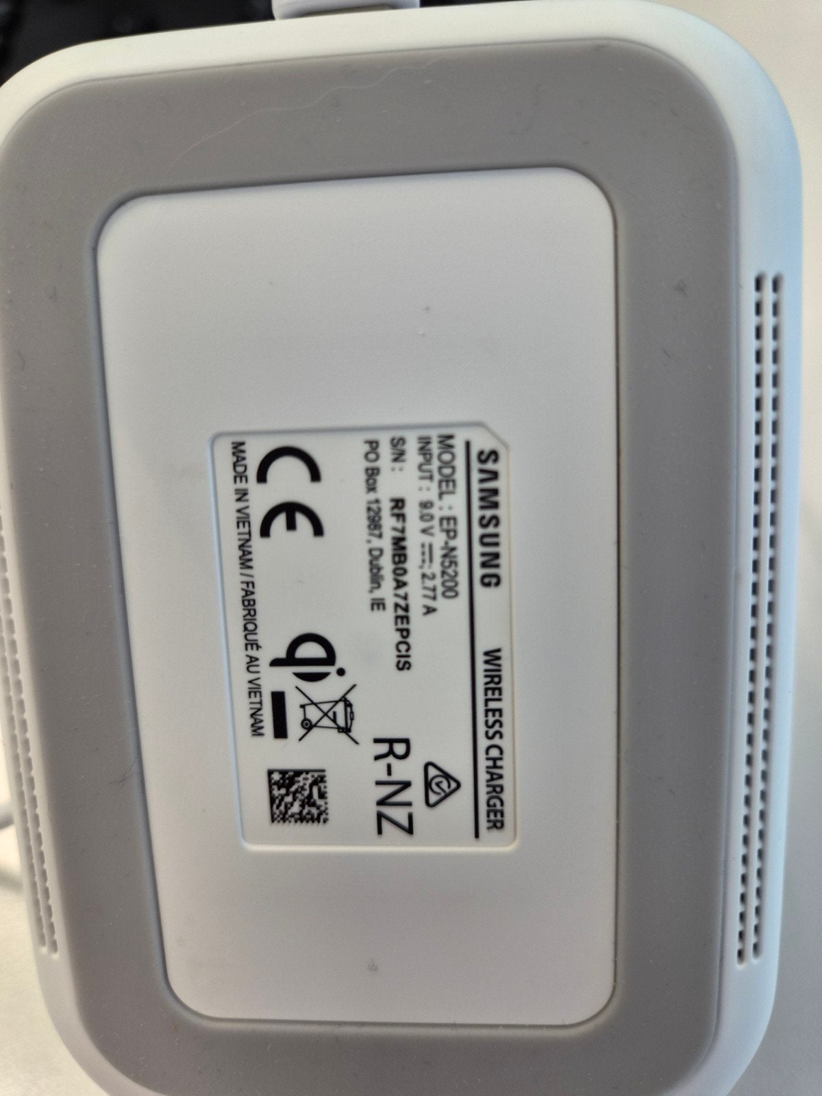 Samsung Draadloze Oplader EP-N5200 USB-C, Draadloze oplader, Ophalen of Verzenden, Zo goed als nieuw, Samsung