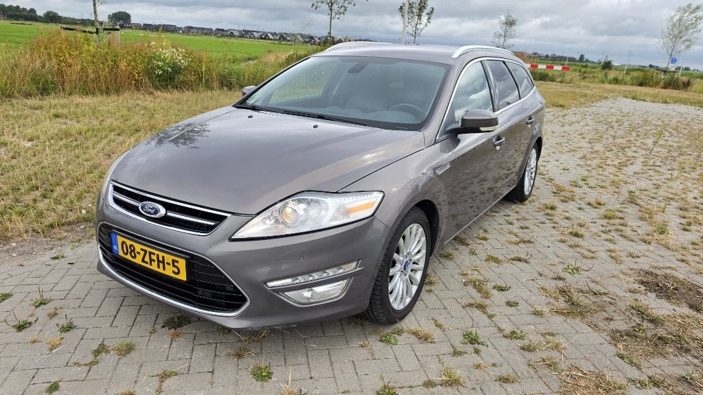 Ford Mondeo 1.6 Tdci 85KW Wagon 2012 Bruin Titanium, Auto's, Voorwielaandrijving, 4 cilinders, 23 km/l, Origineel Nederlands