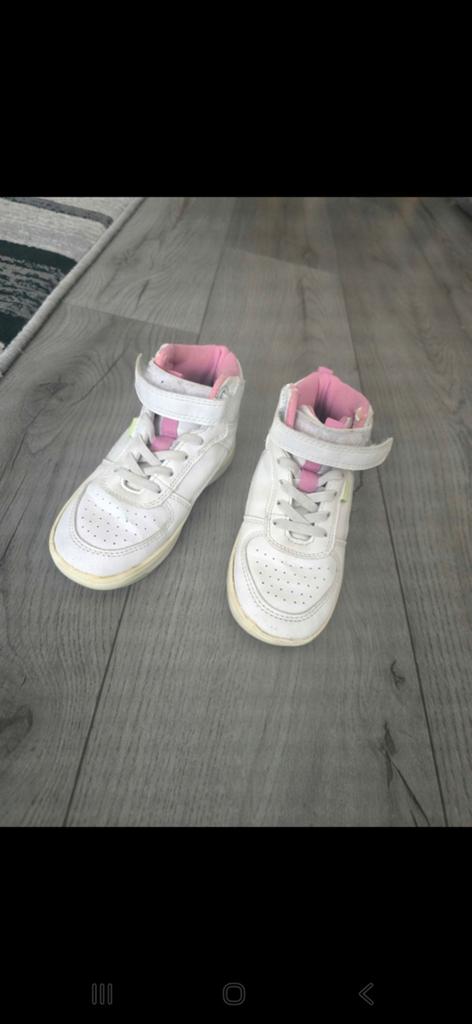 Meisjes schoen (maat 28), Kinderen en Baby's, Babykleding | Schoentjes en Sokjes, Ophalen of Verzenden, Meisje, Schoentjes