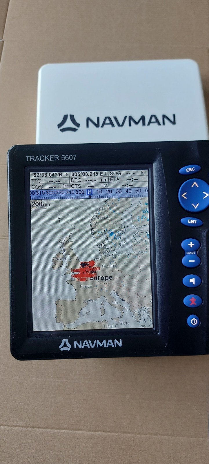 Navman Tracker 5607 kaartplotter, Watersport en Boten, Navigatiemiddelen en Scheepselektronica, Ophalen of Verzenden, Zo goed als nieuw