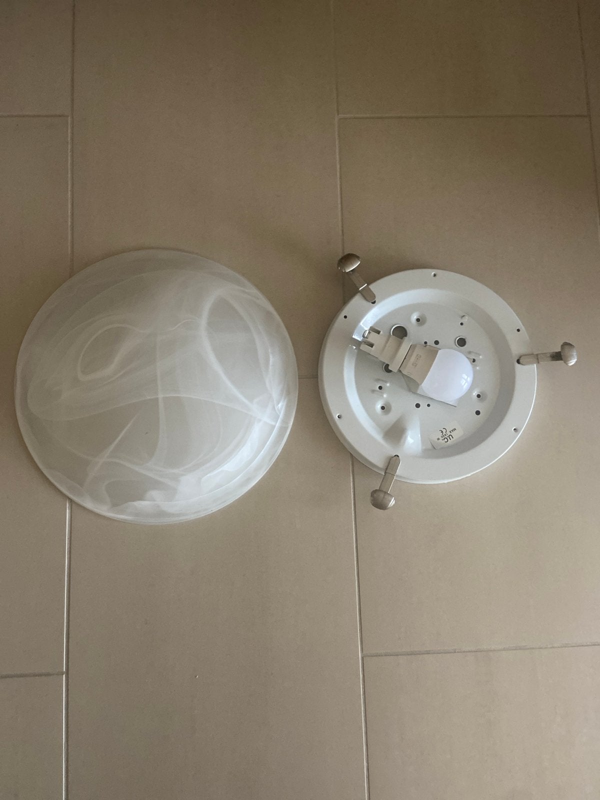 Witte Plafondlamp met Melkglas Kap - Zo goed als nieuw, Ophalen, Inclusief lichtbron, Modern, E27 (groot)
