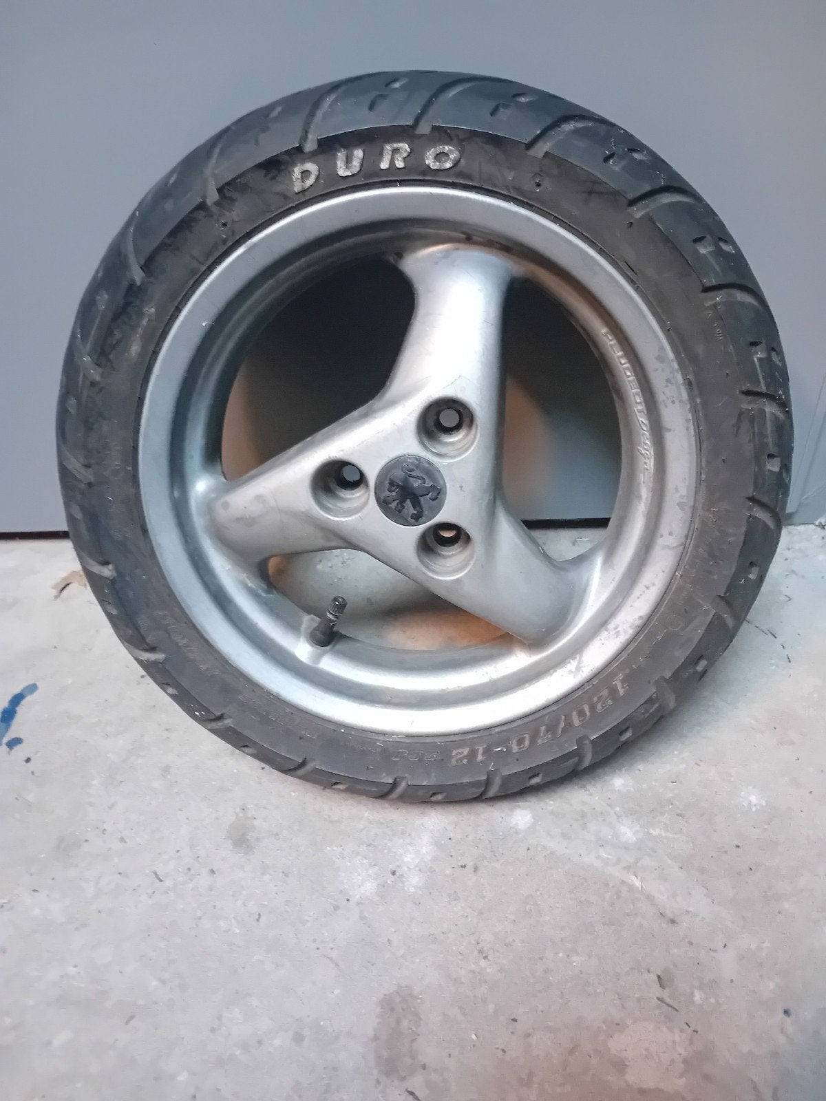 Peugeot Speedfight 12 inch velg met band, Ophalen of Verzenden, Gebruikt, Overige typen, Peugeot
