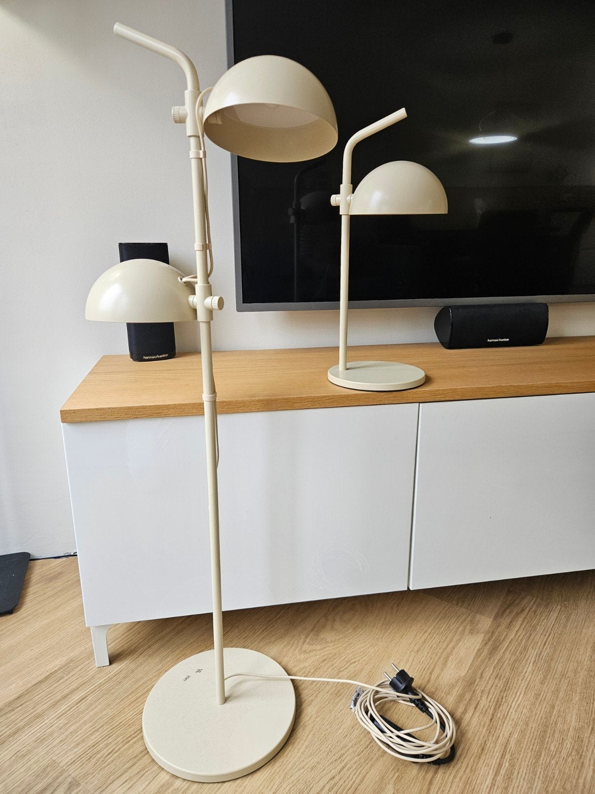 Set van 2 IKEA lampen: vloerlamp en tafellamp, Ophalen of Verzenden, Zo goed als nieuw
