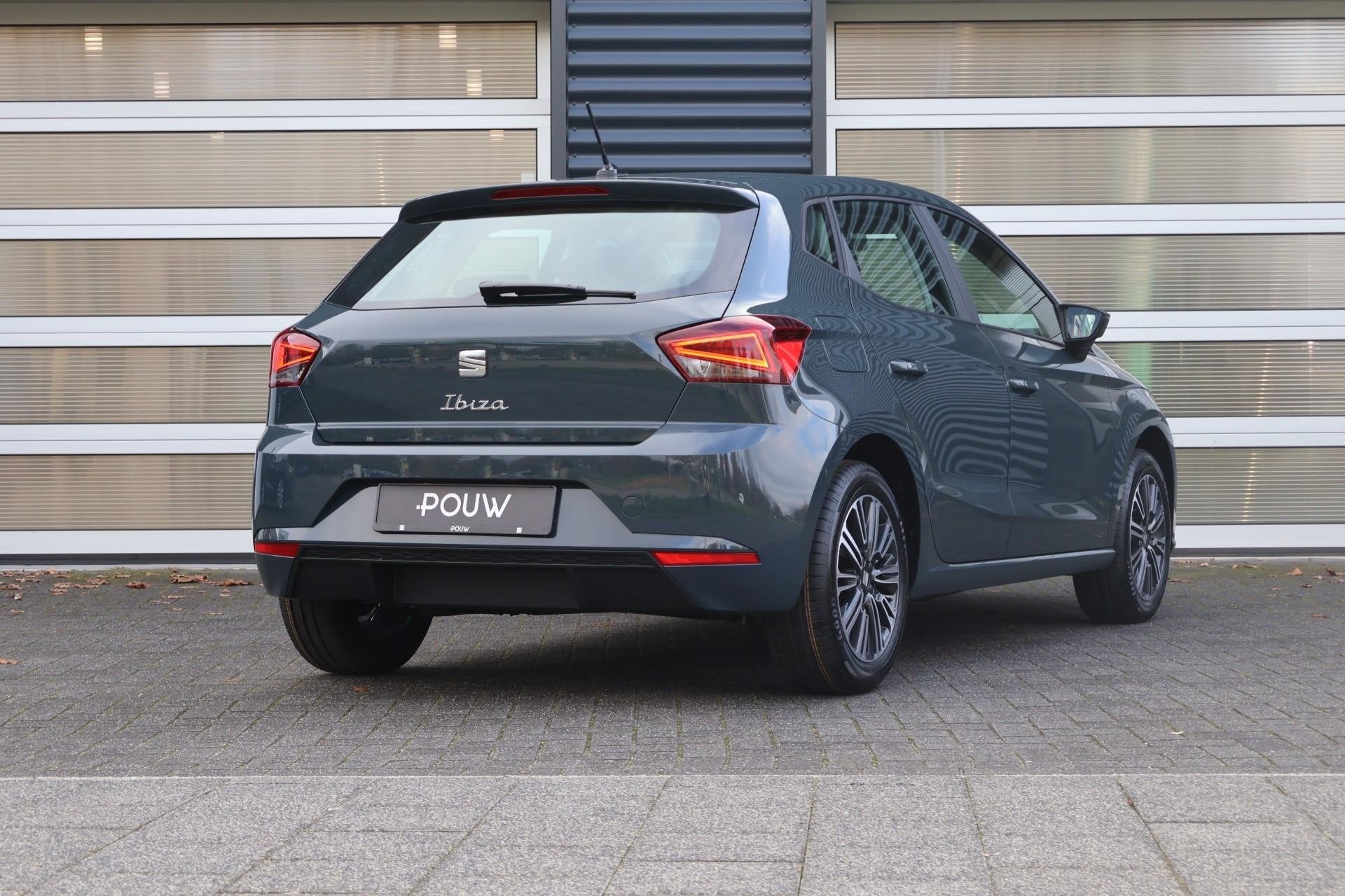 SEAT Ibiza 1.0 EcoTSI 95pk Style | 16" Velgen | Apple Carpla, Voorwielaandrijving, 12 maanden, Stof, 95 pk