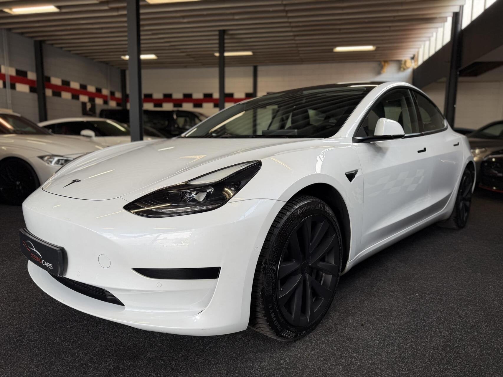 Tesla Model 3 FACE LIFT standard range plus led ambilight, Auto's, Tesla, Automaat, Wit, 1725 kg, Geïmporteerd