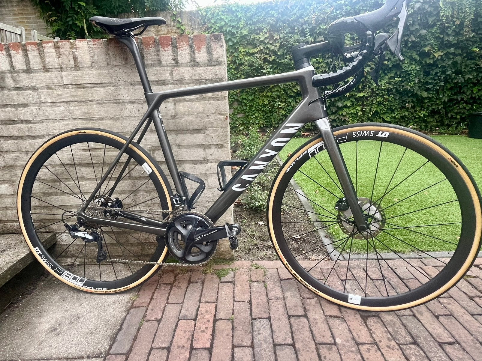 Canyon Ultimate CF SL Disc 8.0 Aero L Ultegra + Powermeter, 28 inch, Gebruikt, Carbon, Heren