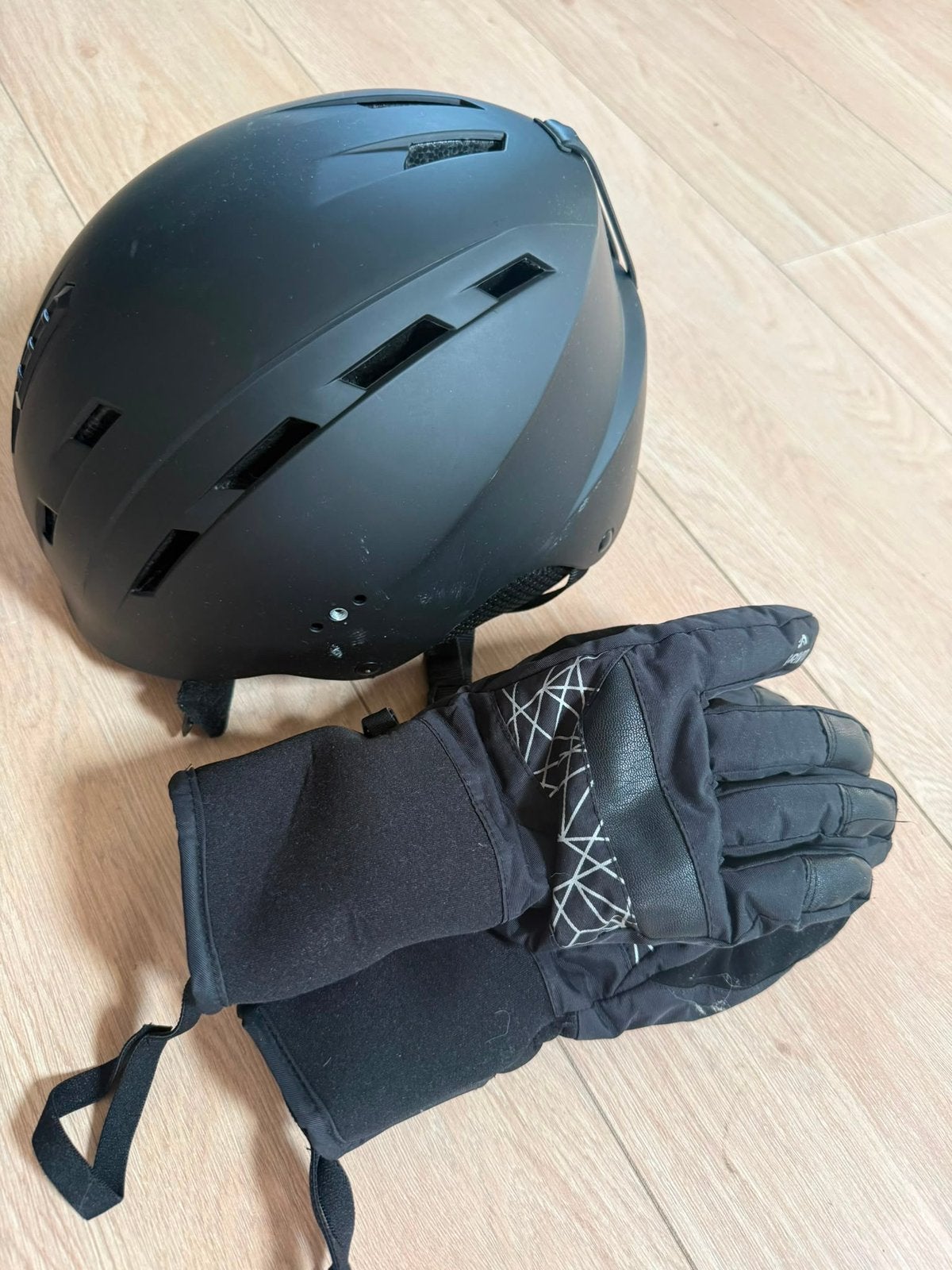 Crivit skihelm en handschoenen, Sport en Fitness, Skiën en Langlaufen, Overige typen, Zo goed als nieuw, Minder dan 100 cm, Ophalen