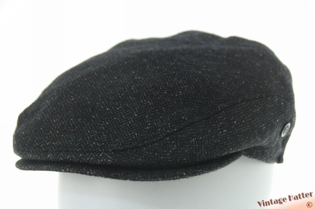 Vintage Platte pet Bugatti zwartgrijs met oorwarmer 59, Bugatti, Ophalen of Verzenden, 58 of 59 cm (L, 7¼ of ⅜ inch), Pet