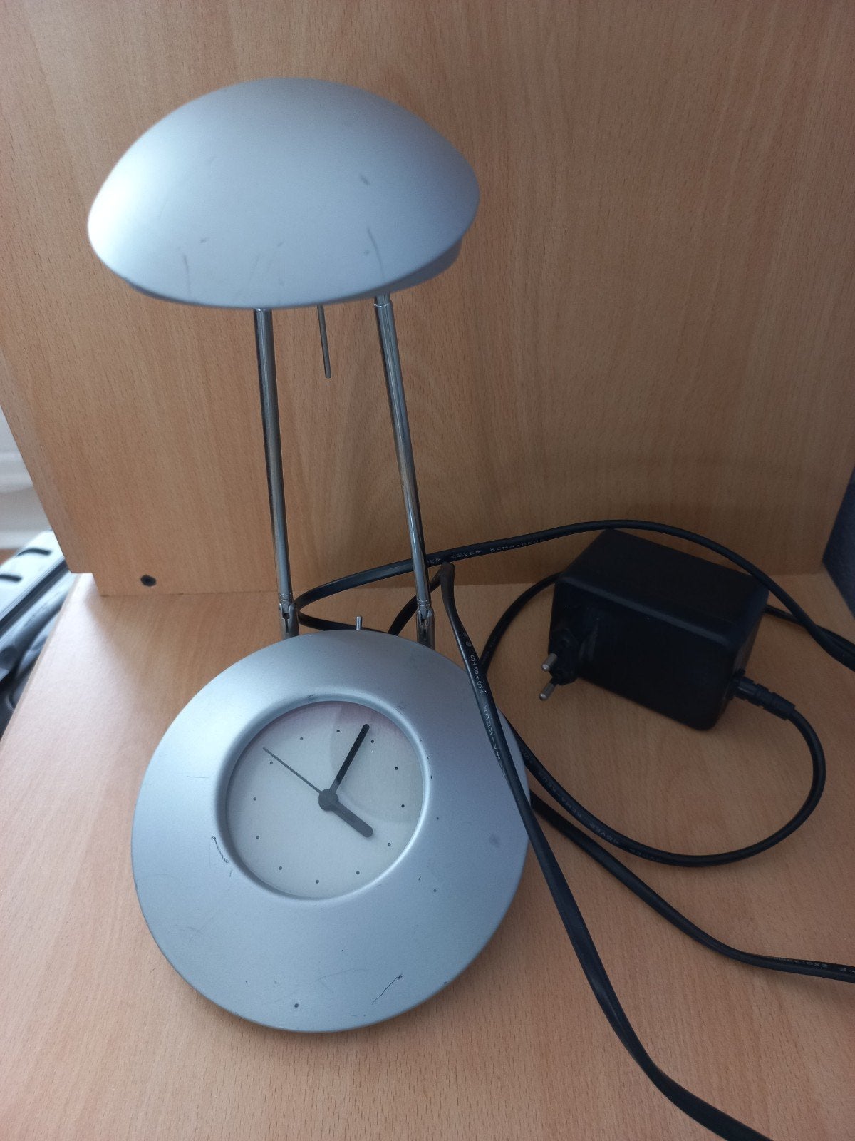 Massive tafel/ bureau lamp en klokje uitschuifbaar, Bureaulamp, Overige merken, Overige stijlen, Overige fittingen