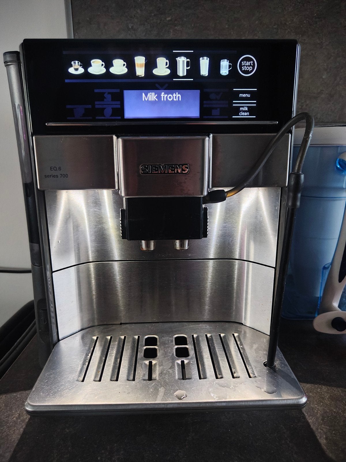 Siemens EQ.6 series 700 volautomatische espressomachine, Witgoed en Apparatuur, Ophalen of Verzenden, Espresso apparaat, Koffiebonen