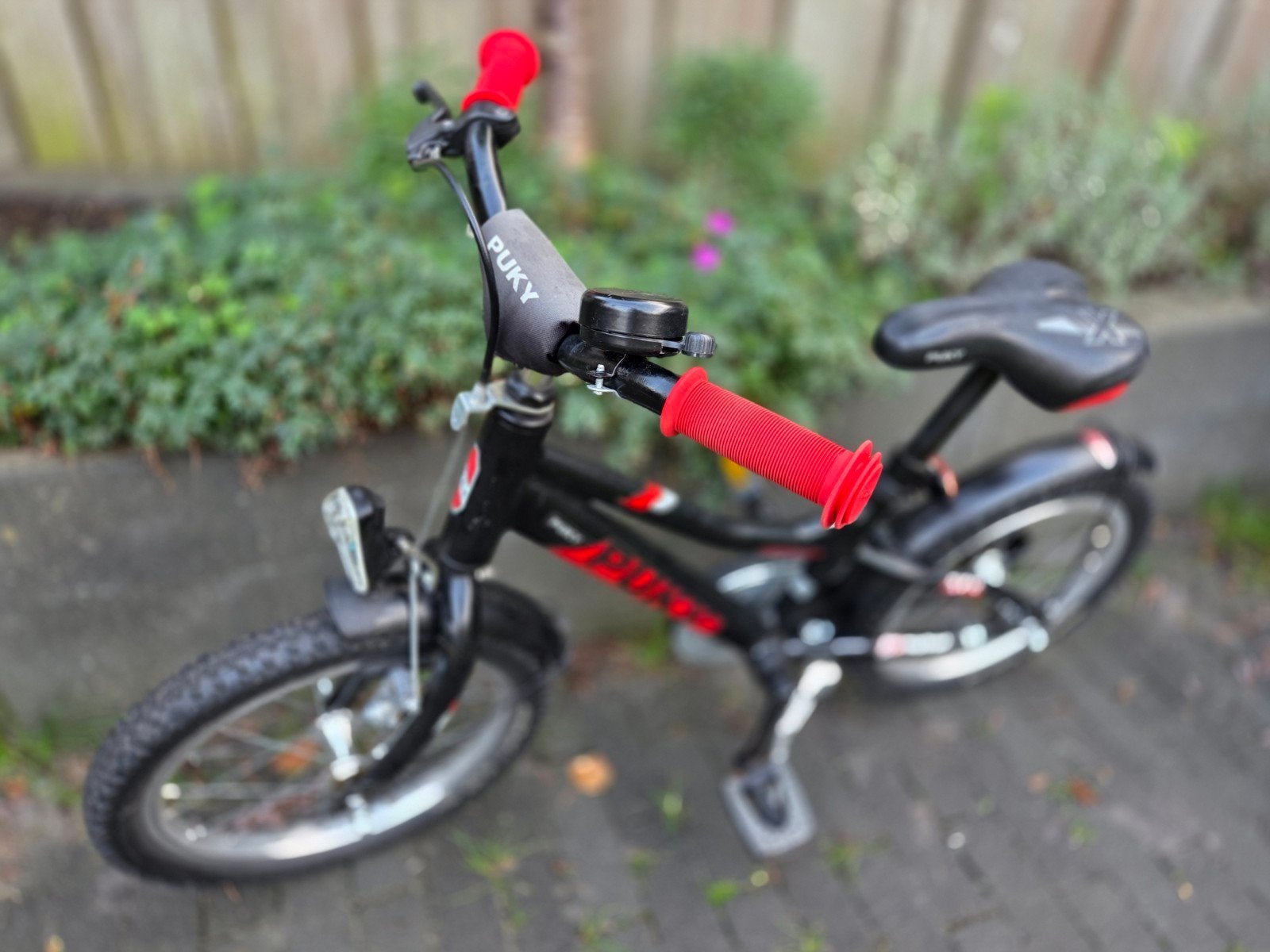 Puky ZLX 16 kinderfiets - Zwart/Rood - 16 inch, Ophalen, Terugtraprem, Puky, 16 tot 20 inch