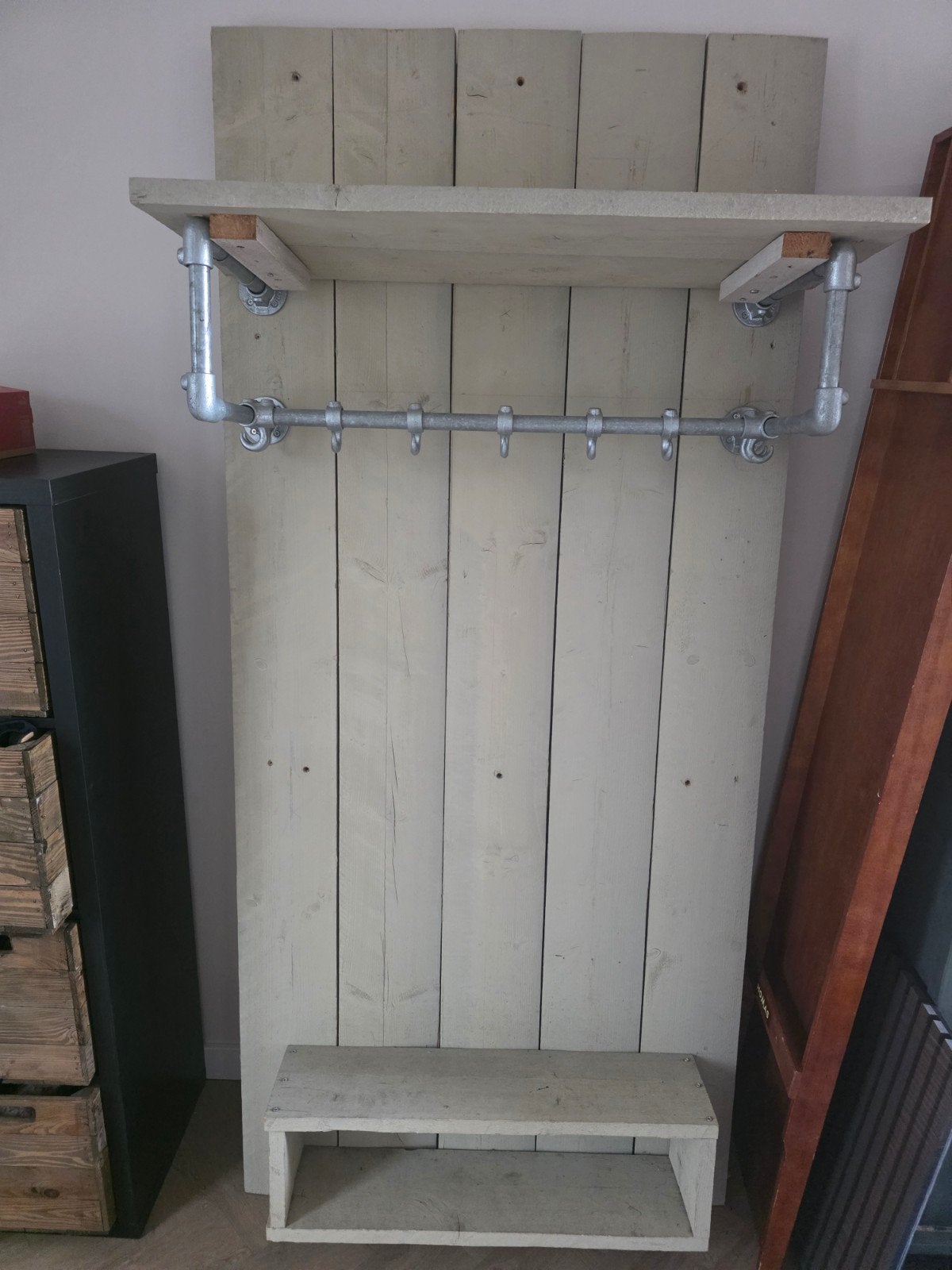 Industriële wandkapstok met plank en schoenenrek, Wandkapstok, Ophalen of Verzenden, Zo goed als nieuw, 150 tot 200 cm