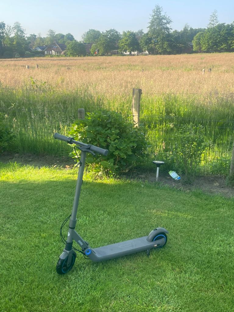 Ninebot ekickscooter zing e10, Ophalen, Gebruikt, Elektrische step (E-scooter)