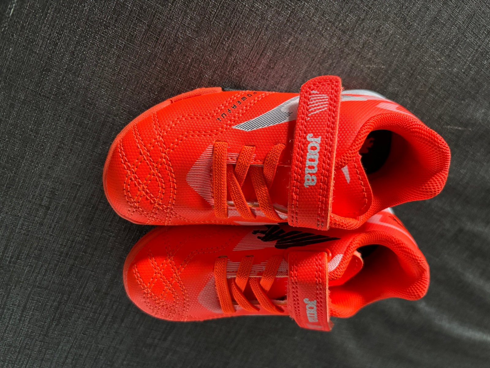 Joma Kinderschoentjes Maat 25 - Oranje Sportschoenen, Ophalen, Zo goed als nieuw, Jongen of Meisje, Sportschoenen