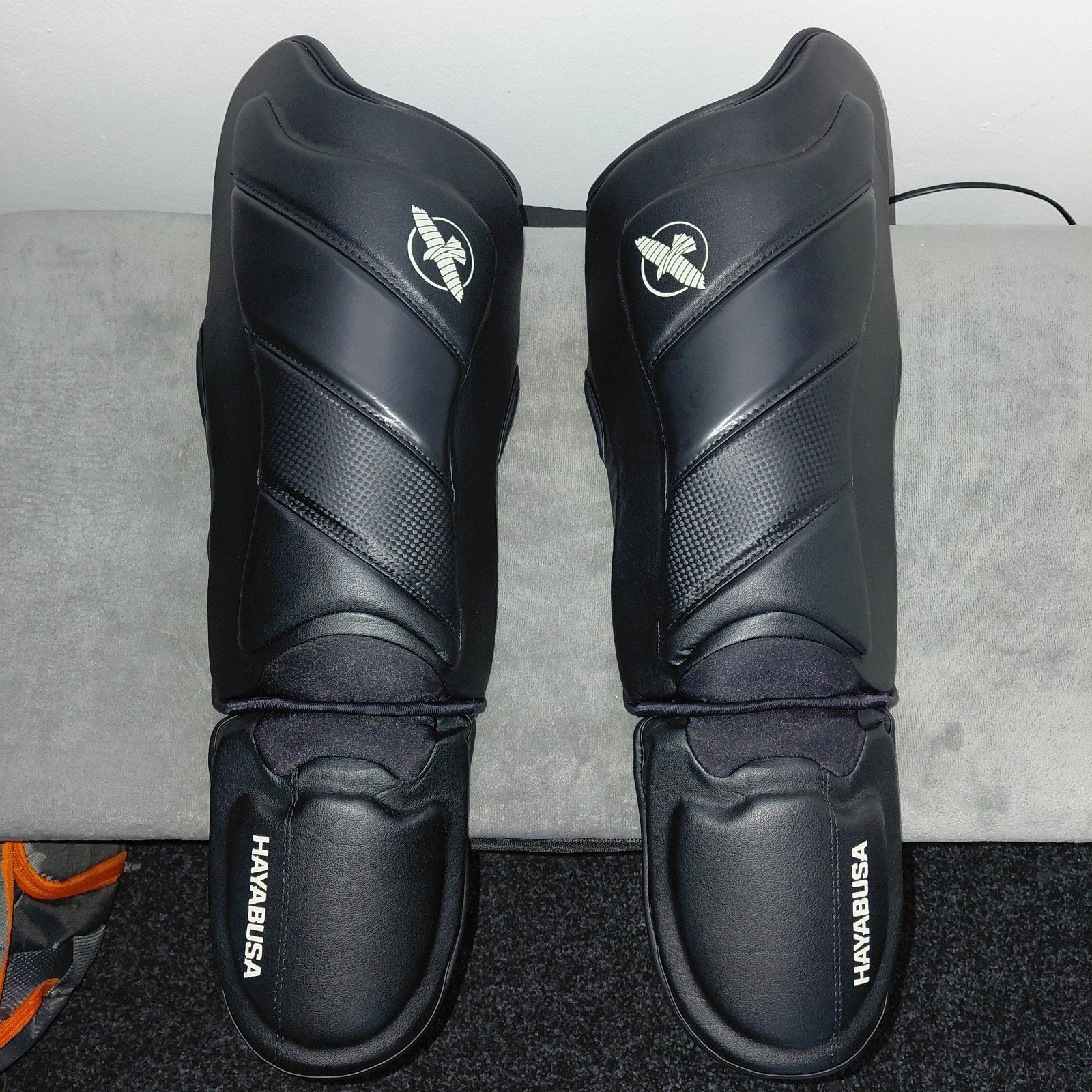 Hayabusa T3 Scheenbeschermers - Zwart (Maat M), Sport en Fitness, Vechtsporten en Zelfverdediging, Maat M, Ophalen, Zo goed als nieuw