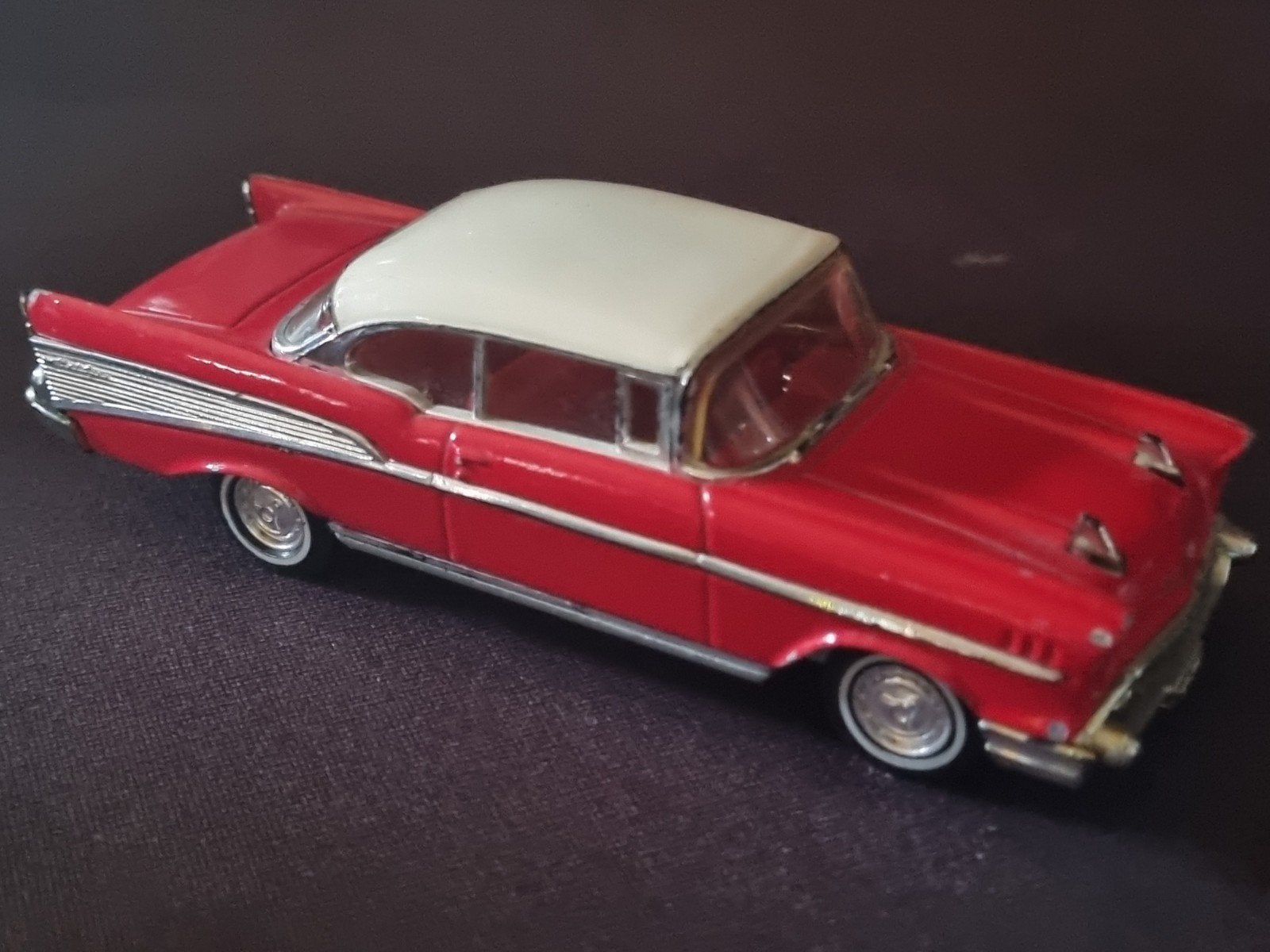 Dinky Matchbox '57 Chevrolet Bel Air Sport Coupe, Ophalen of Verzenden, Zo goed als nieuw, Auto's