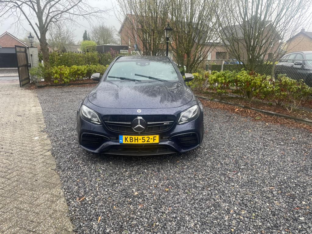 Mercedes-Benz E-Klasse E63 S AMG 612pk 4MATIC+ AMG, Auto's, Automaat, 12 cilinders, Blauw, Vierwielaandrijving