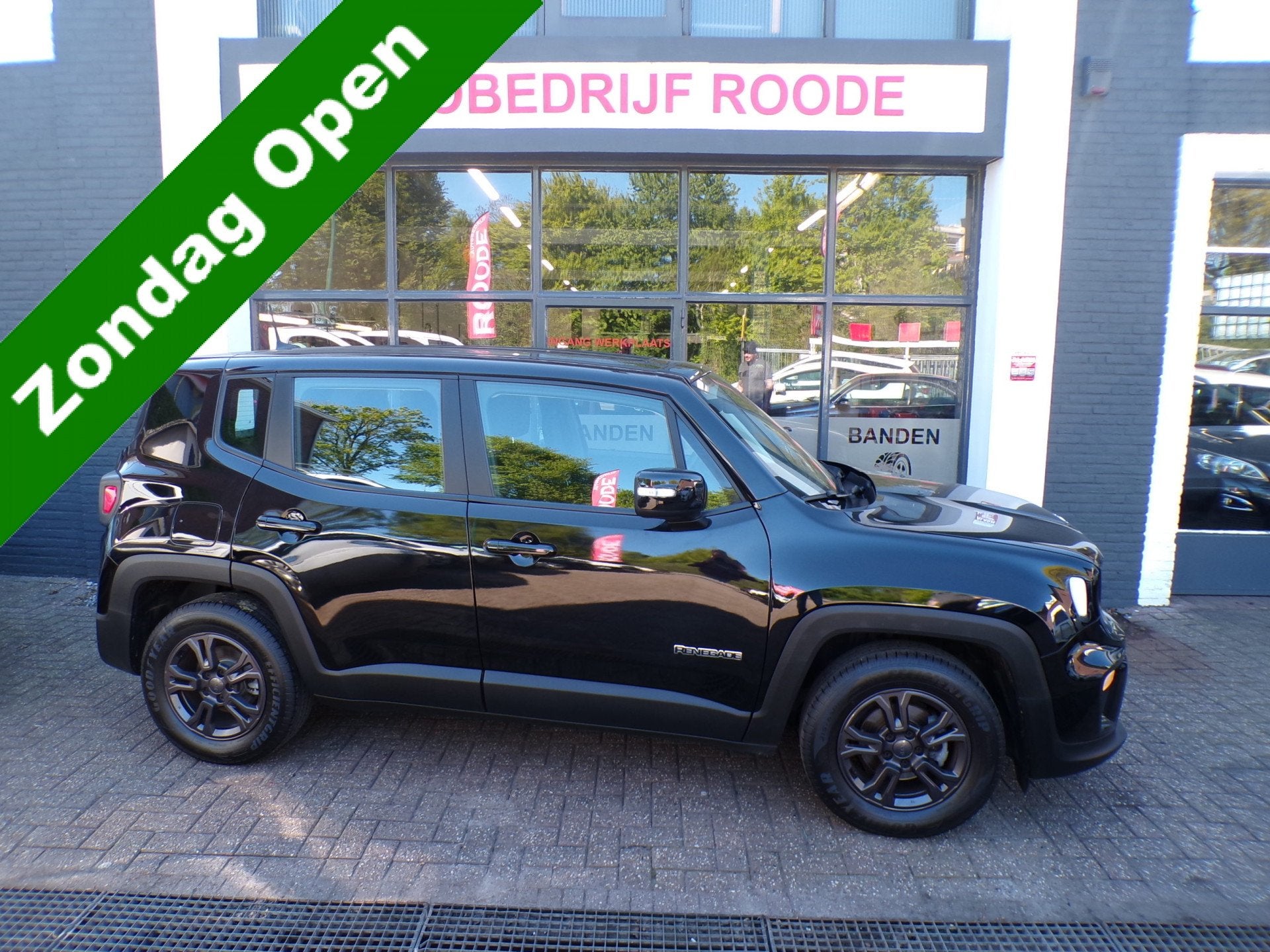 Jeep Renegade 1.0T Limited BLACKLINE 1 EIGENAAR,ZEER MOOI !, Auto's, Voorwielaandrijving, 15 km/l, Gebruikt, 1295 kg