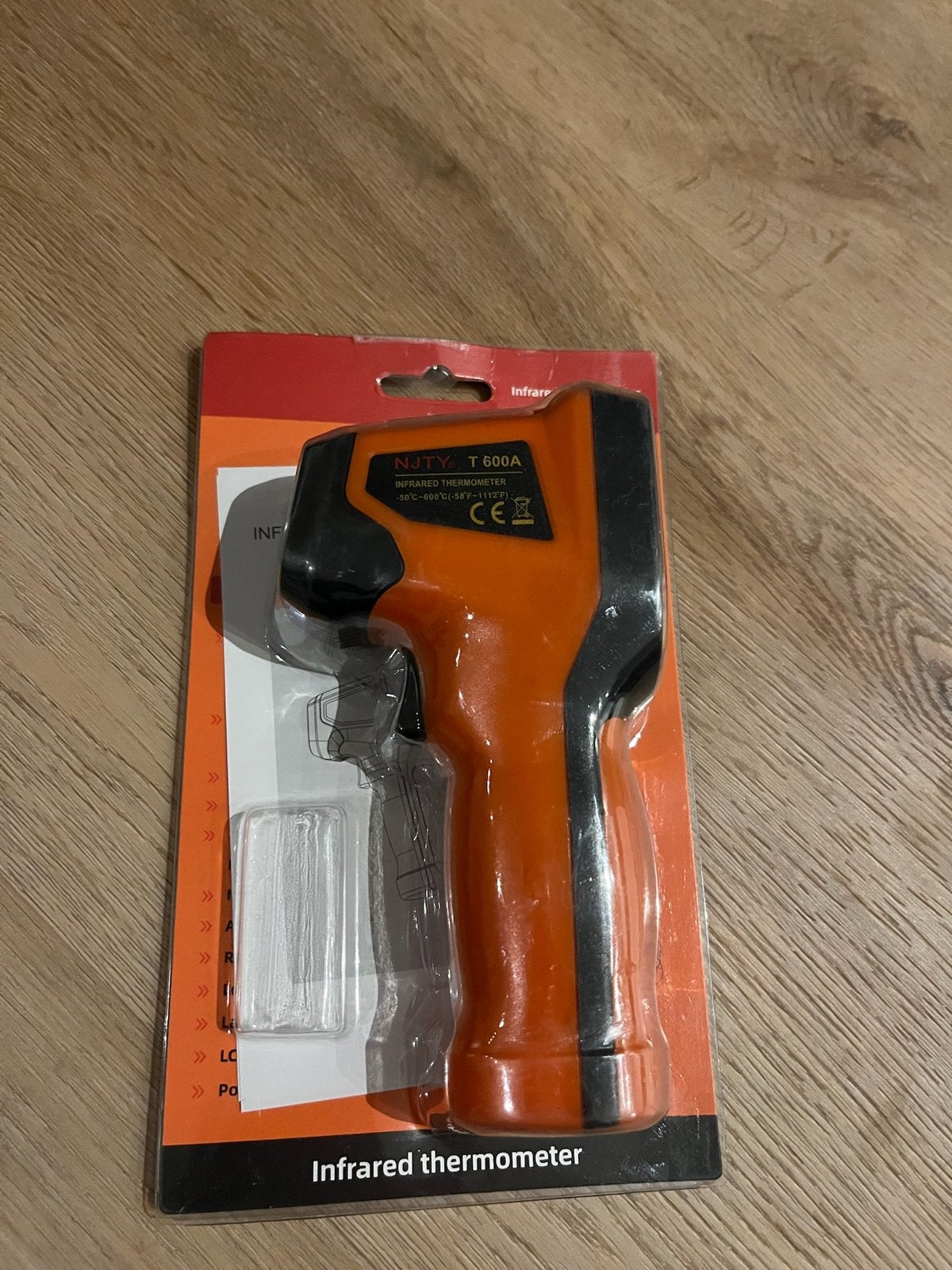 Nieuwe Infrarood Thermometer -  bbq, puzzaoven, verwarmingr, Ophalen of Verzenden, Nieuw