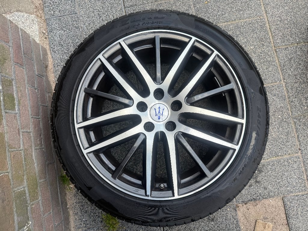Maserati Ghibli Sport Proteo 19” Velgen + Z.G.A.N. Pirelli, Ophalen, Gebruikt, Maserati