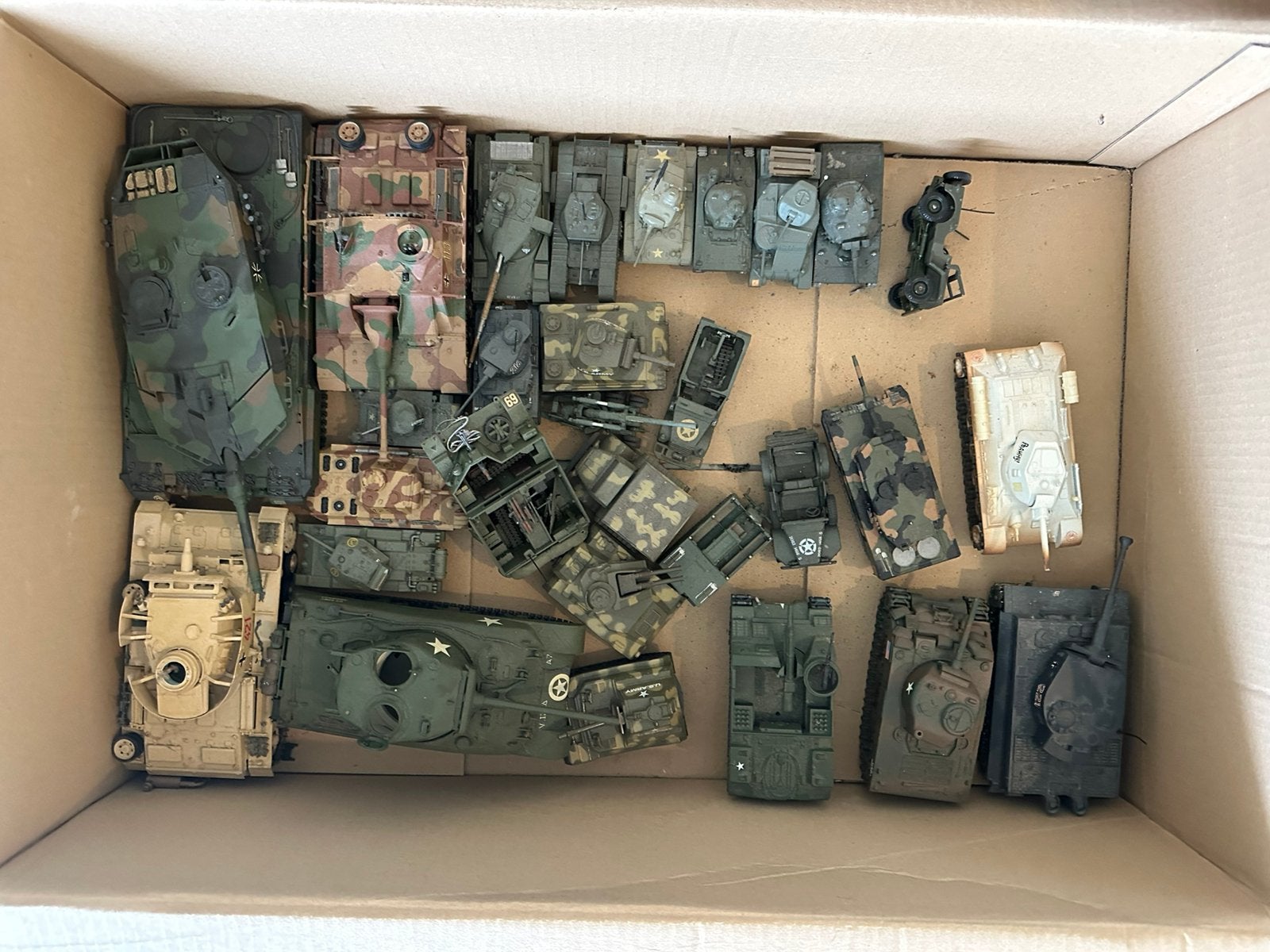 Verzameling militaire modelbouw tanks & pantservoertuigen, Overige merken, Tank, 1:32 tot 1:50, Ophalen of Verzenden