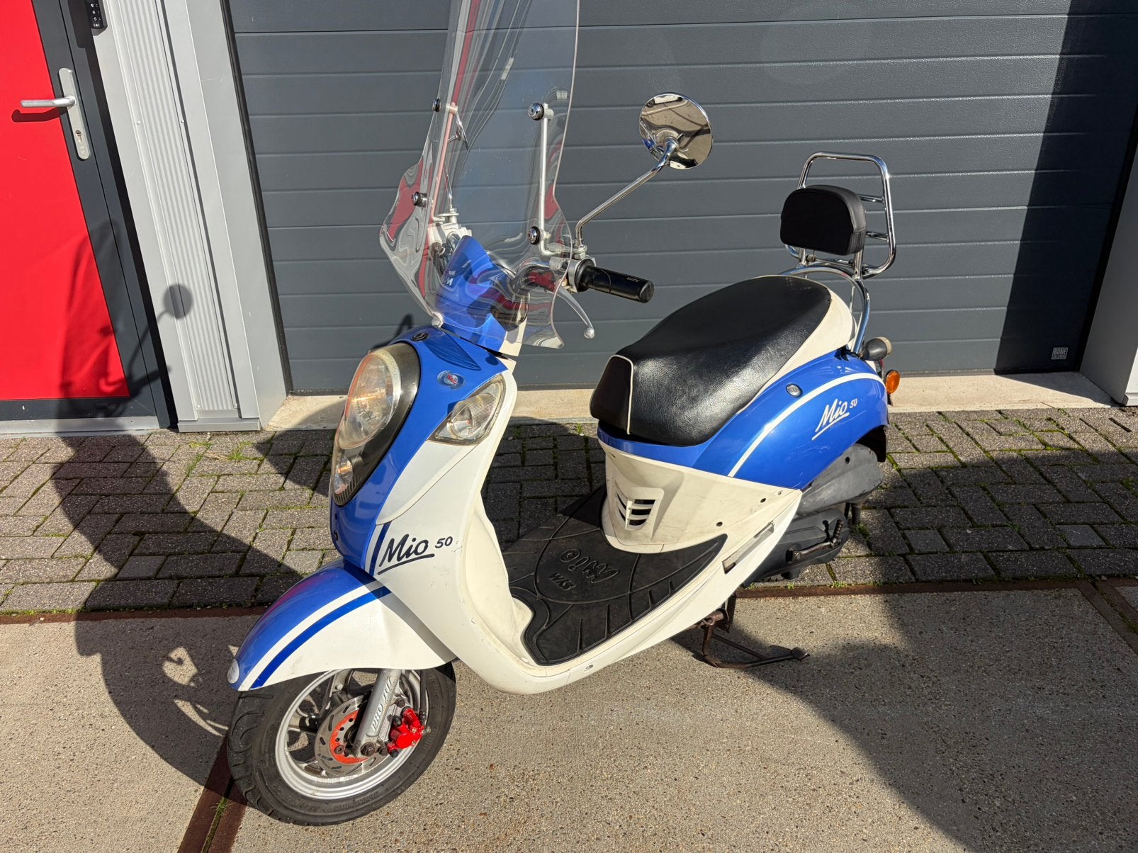 Sym mio scooter 50cc snor blauw, Zo goed als nieuw, Benzine, Maximaal 25 km/u, Ophalen