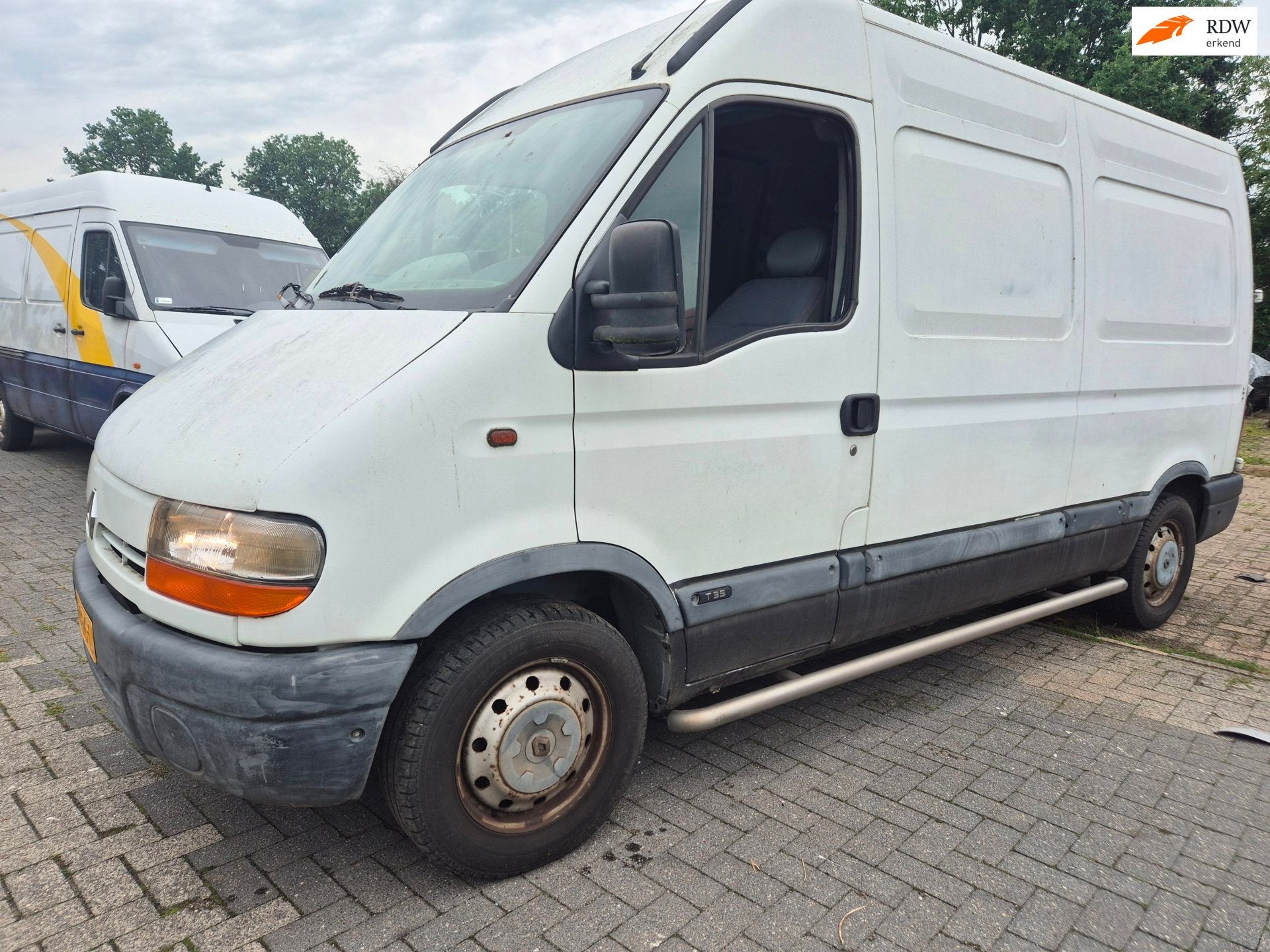 Renault MASTER 2.2 DIESEL 2003 LANG HOOG RIJDT EN SCHAKELT G, Gebruikt, 4 cilinders, Renault, Origineel Nederlands