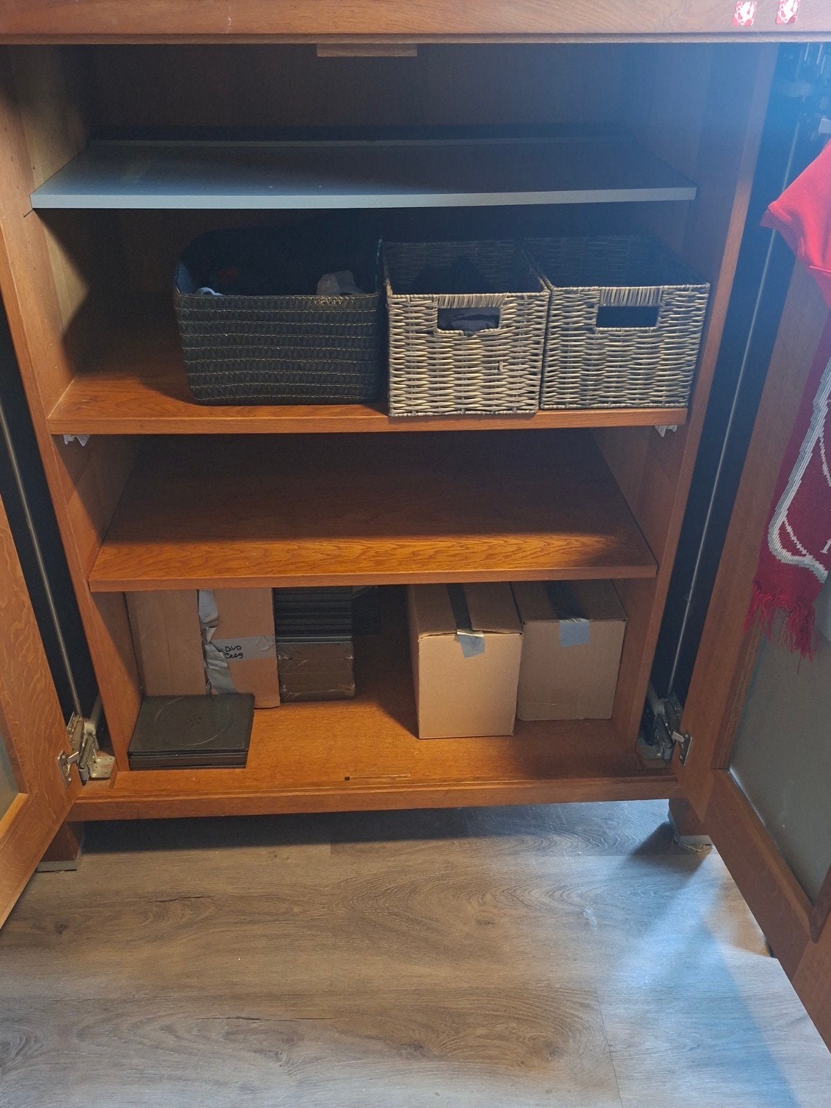 Houten kast met planken - zonder inhoud, Huis en Inrichting, Kasten | Boekenkasten, Ophalen, Met deur(en), Klassiek, 50 tot 100 cm