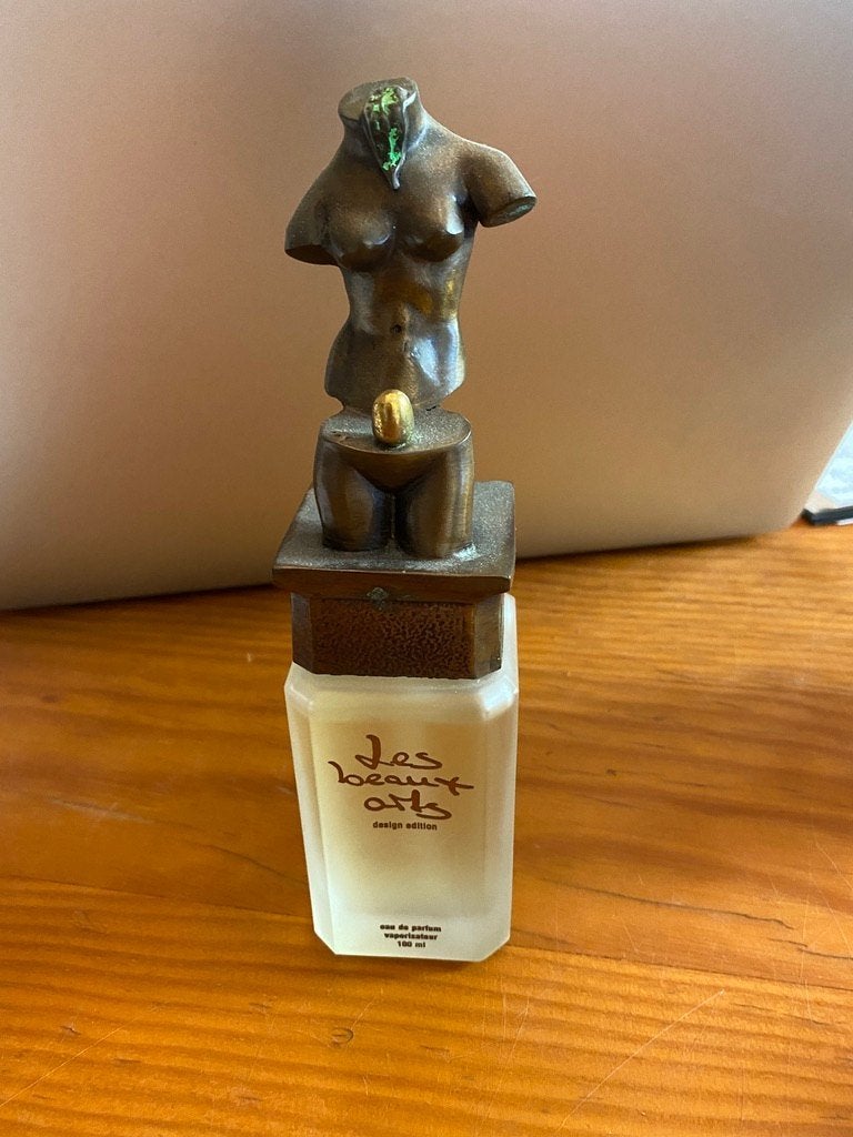 Salvador Dali fles parfum fles les Beaux arts Salvador Dali, Verzamelen, Ophalen, Zo goed als nieuw, Parfumfles, Gevuld