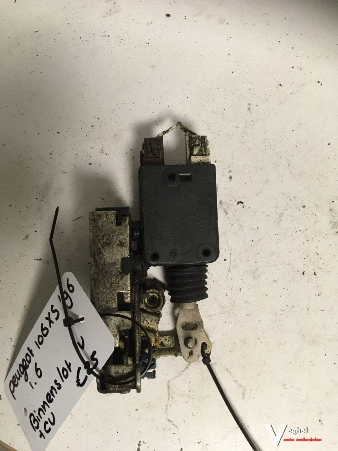 Peugeot 106 xs 1996 binnenslot linksvoor met cv, Gebruikt, -, -, Ophalen of Verzenden