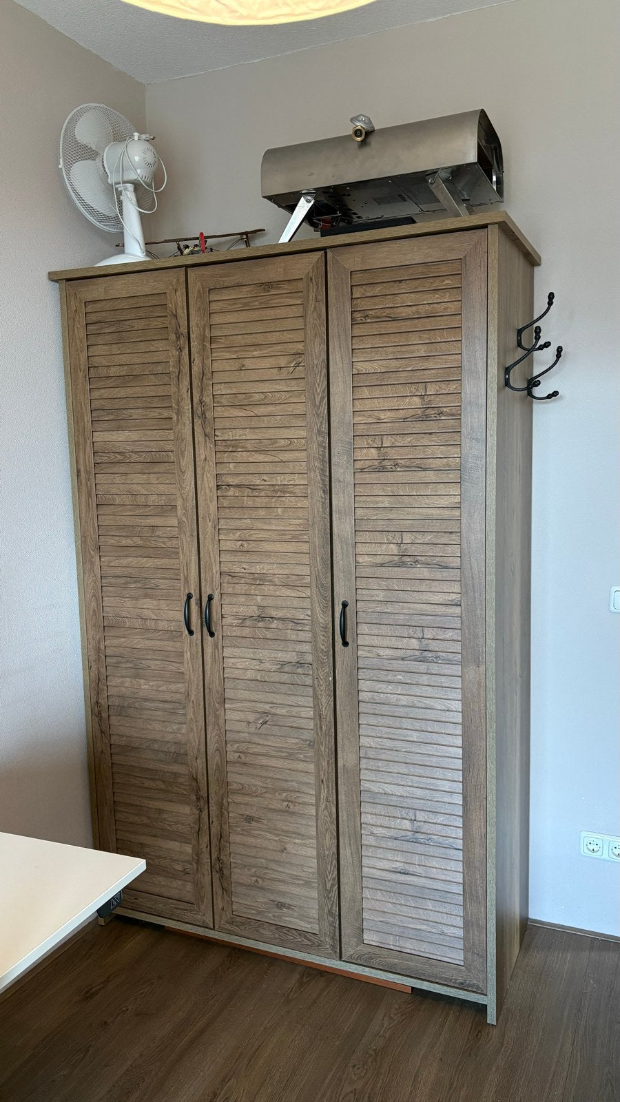 Jysk kast 125x200, Huis en Inrichting, Ophalen, 100 tot 150 cm, 200 cm of meer, Zo goed als nieuw