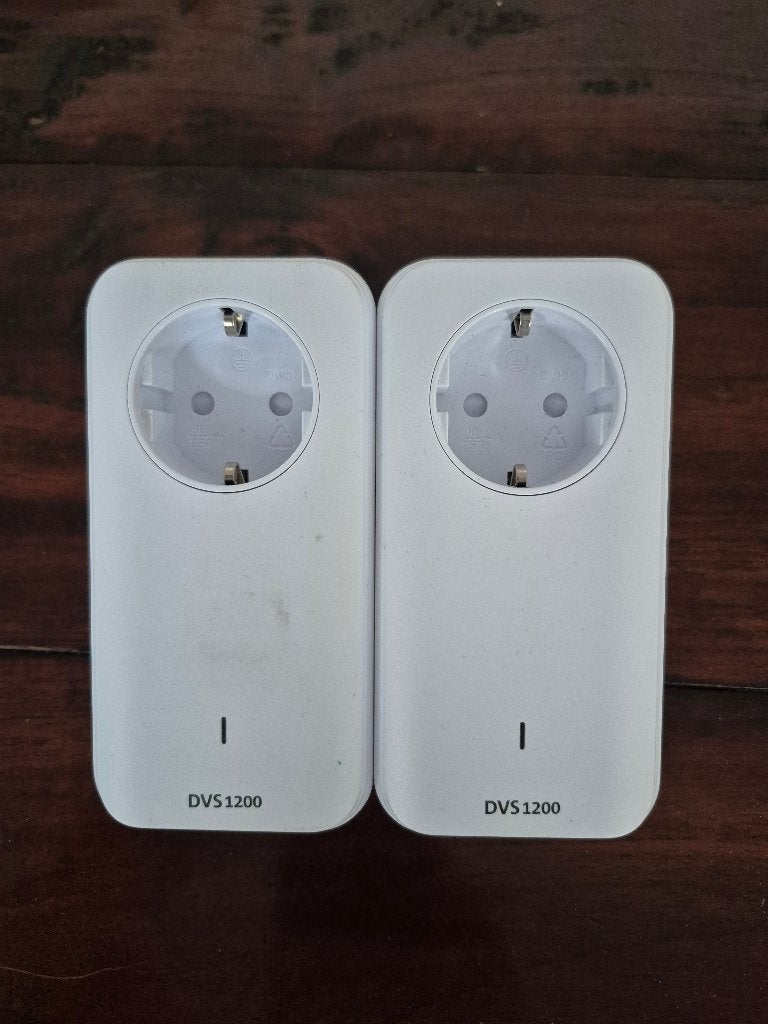 2x KPN DVS 1200 Powerline adapter, Ophalen, Zo goed als nieuw, KPN