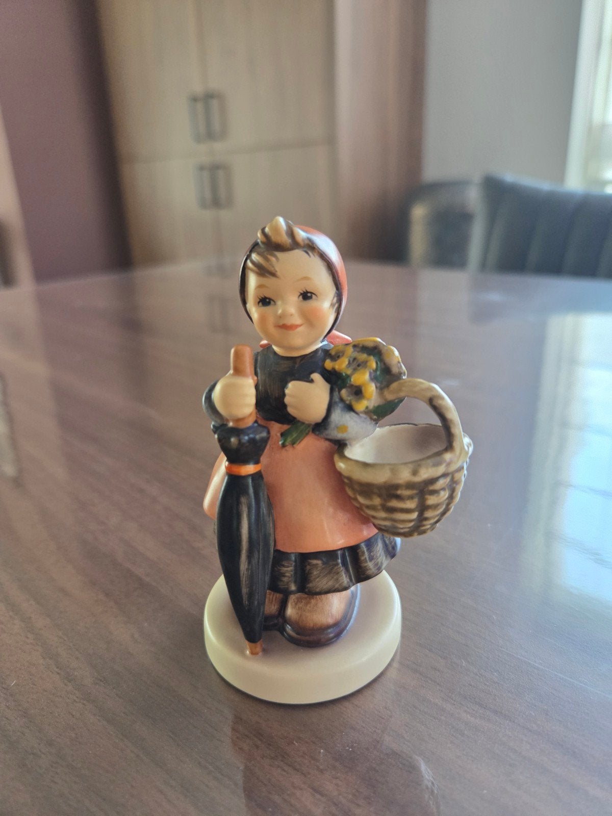 Te koop: Beeldje Hummel "On Holiday", Ophalen of Verzenden, Zo goed als nieuw, Hummel