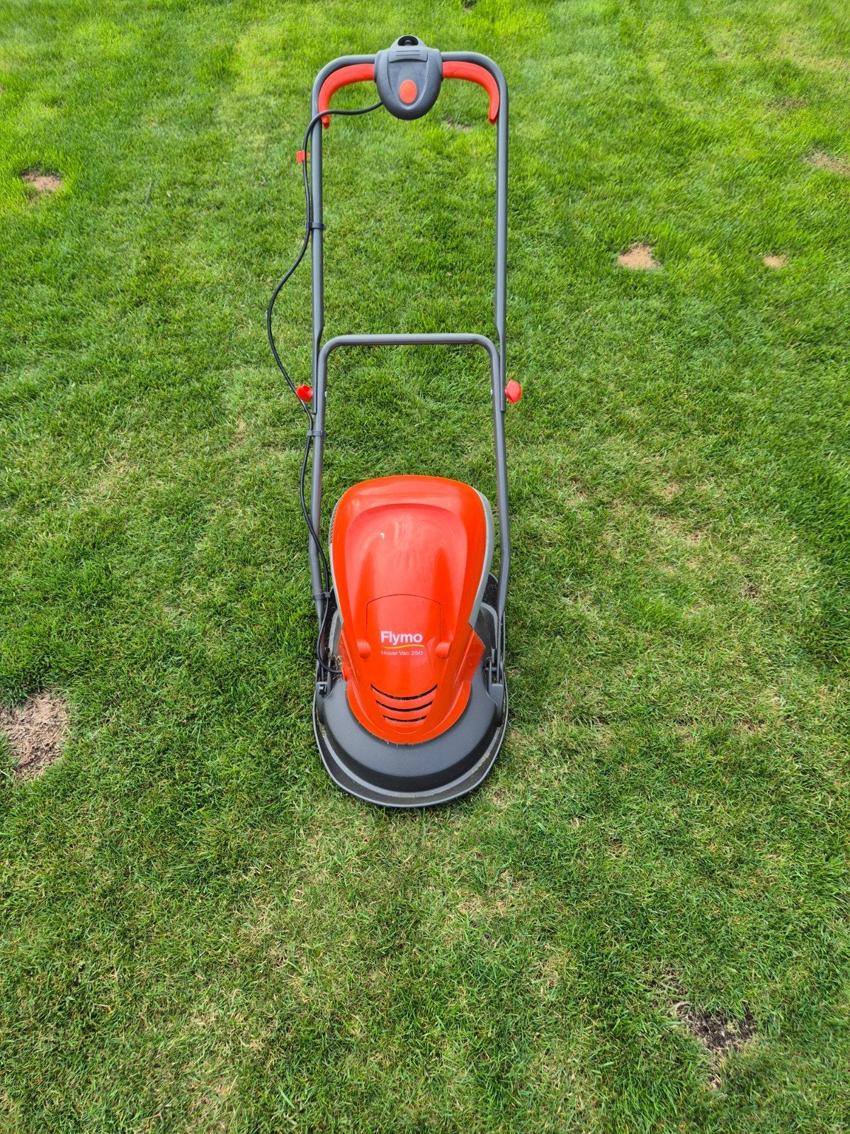 Flymo Hover Vac 250 Elektrische Zweefmaaier, Ophalen, Gebruikt, Elektrische grasmaaier, Flymo