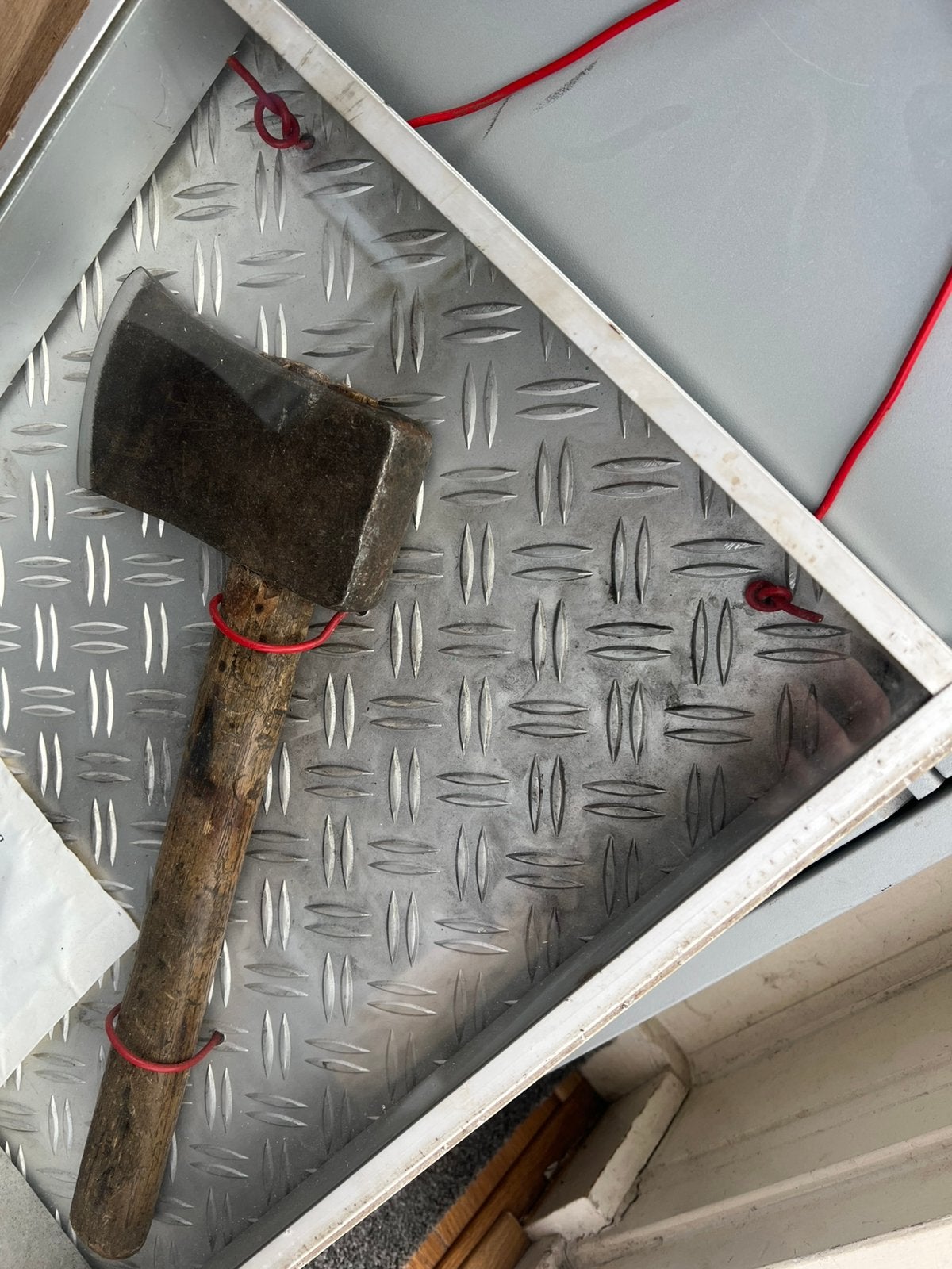Bijl, Ophalen of Verzenden, Zo goed als nieuw, Boormachine